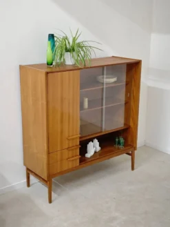 Vaisselier, buffet haut par Frantisek Mezulanik pour Up Zavody 1960