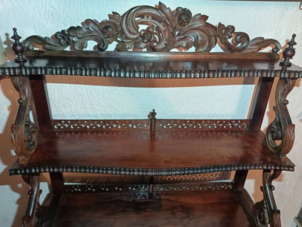 Vaisselier en acajou style Napoléon III, Victorien, fin XIXᵉ – début XXᵉ siècle