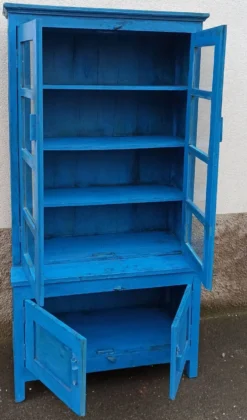 Vaisselier en bois bleu