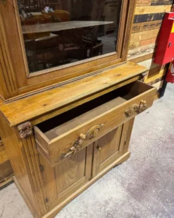 Vaisselier en sapin du XIXe siècle - Patine d'origine