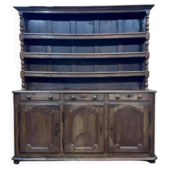 Vaisselier 3 portes du nord de la France en chêne du 18ème siècle