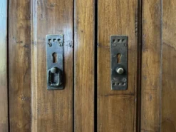 Vaisselier 8 portes 241 x 203 x 48