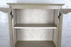 vaisselier vitrine parisienne relooké peinture papier peint style champêtre