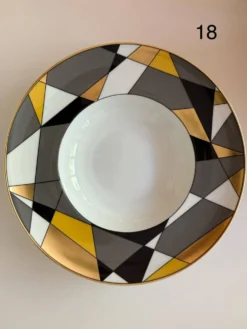 Vaisselle en porcelaine 