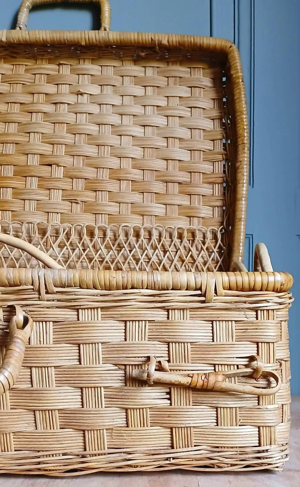 Valise en rotin, 1960