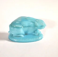 Vallerysthal boîte bonbonnière lapin lièvre pâques en opaline bleu 1900