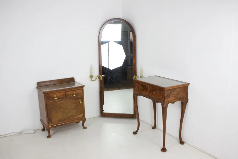 Vanité de maquillage antique avec cabinet, Tchécoslovaquie, 1920