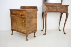 Vanité de maquillage antique avec cabinet, Tchécoslovaquie, 1920