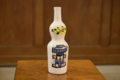 Vase bouteille en céramique signé Roger Capron 1960’s