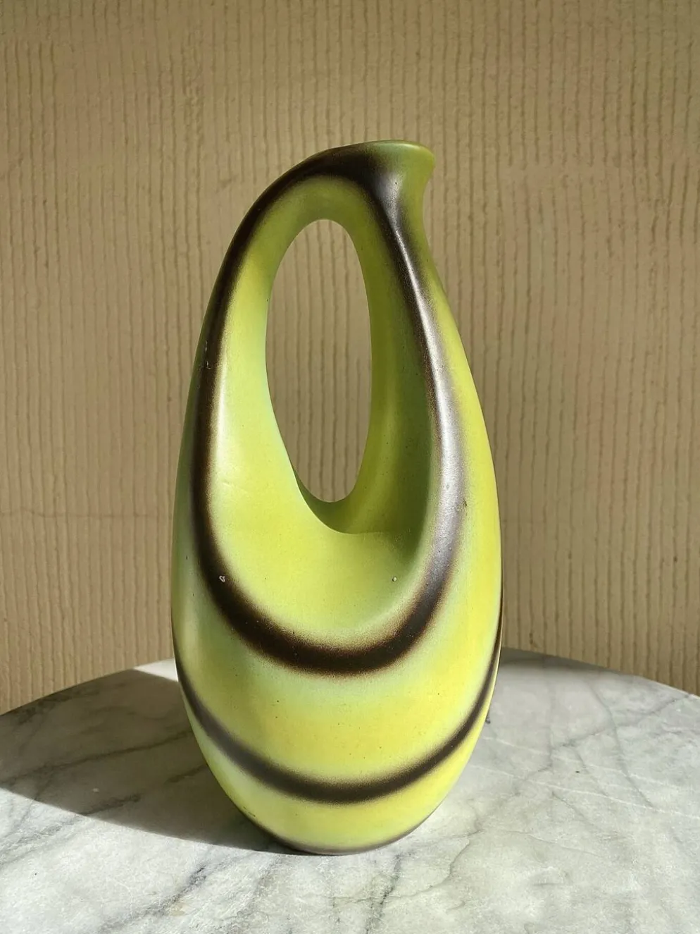 Vase carafe moderniste saint clément années 60