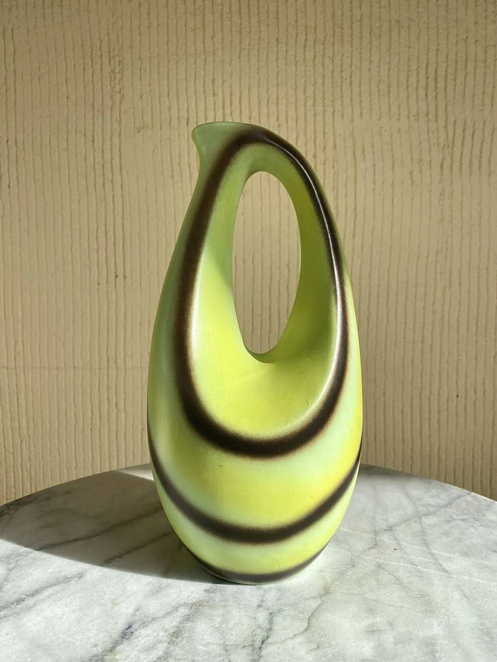 Vase carafe moderniste saint clément années 60