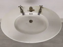 Vasque évier porcelaine sur pied