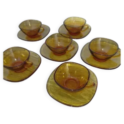 Vereco- 6 tasses et sous tasses verre orange