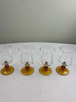 Verre ambré vintage