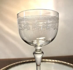 Verre à eau Baccarat modèle Pompadour avant 1936
