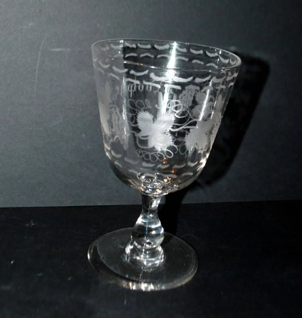 Verre gobelet ancien souvenir gravé à la roue et prénom Adolphe