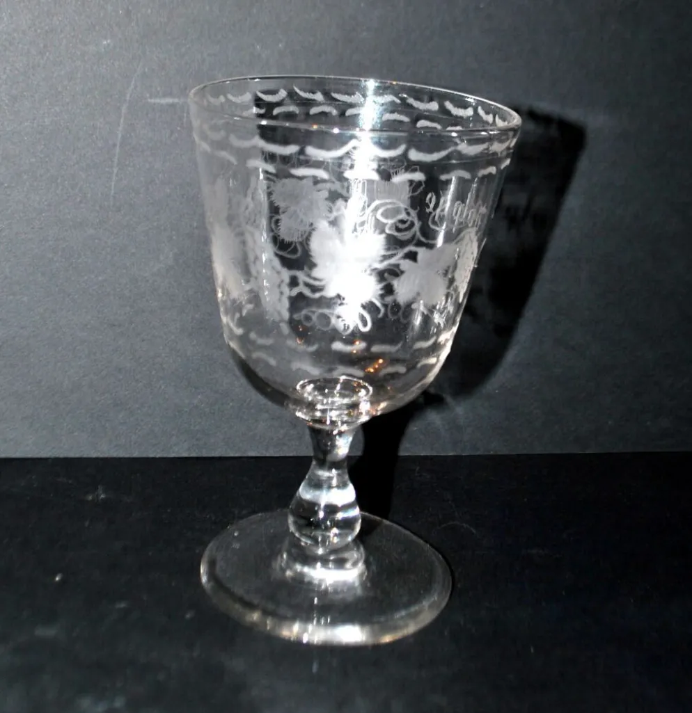 Verre gobelet ancien souvenir gravé à la roue et prénom Adolphe