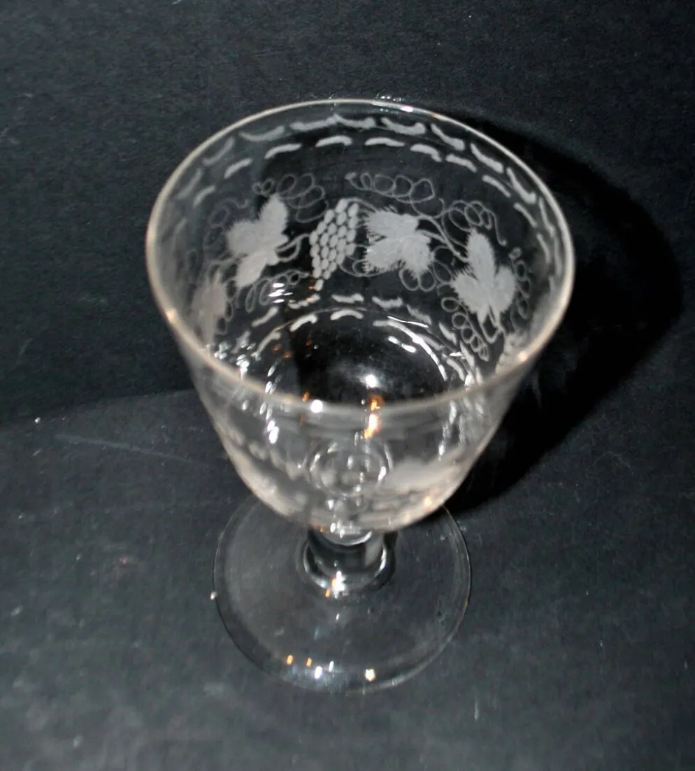 Verre gobelet ancien souvenir gravé à la roue et prénom Adolphe