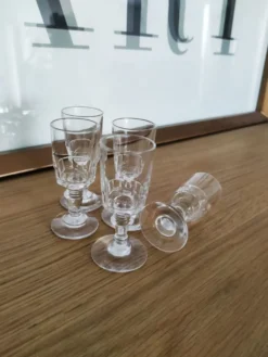 5 verres