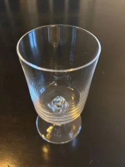 10,verres ancien au pied torsadé