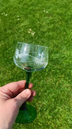 Verres anciens gravés d'Alsace