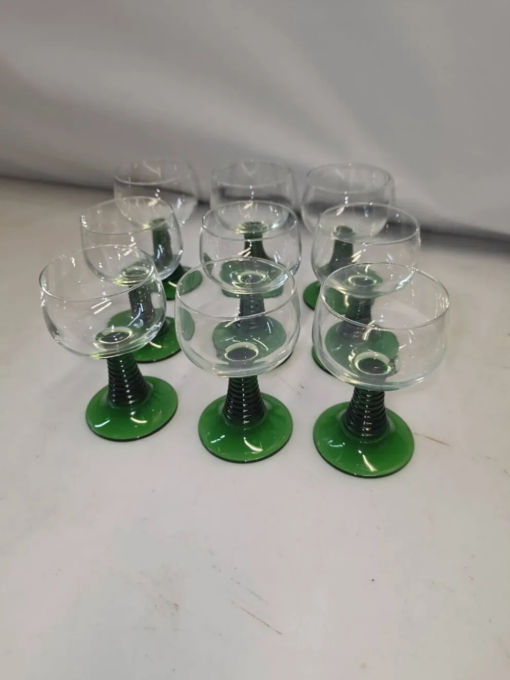 9 verres a vin d'Alsace des années 70