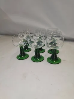 9 verres a vin d'Alsace des années 70