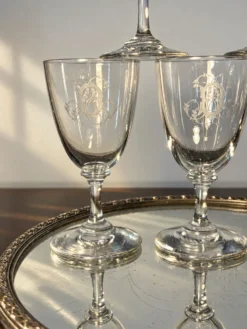 6 verres Baccarat en forme de funnel, fin 19e - début 20e siècle.