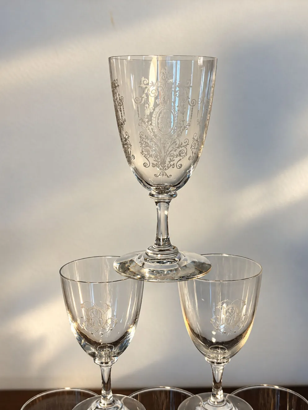 6 verres Baccarat en forme de funnel, fin 19e - début 20e siècle.