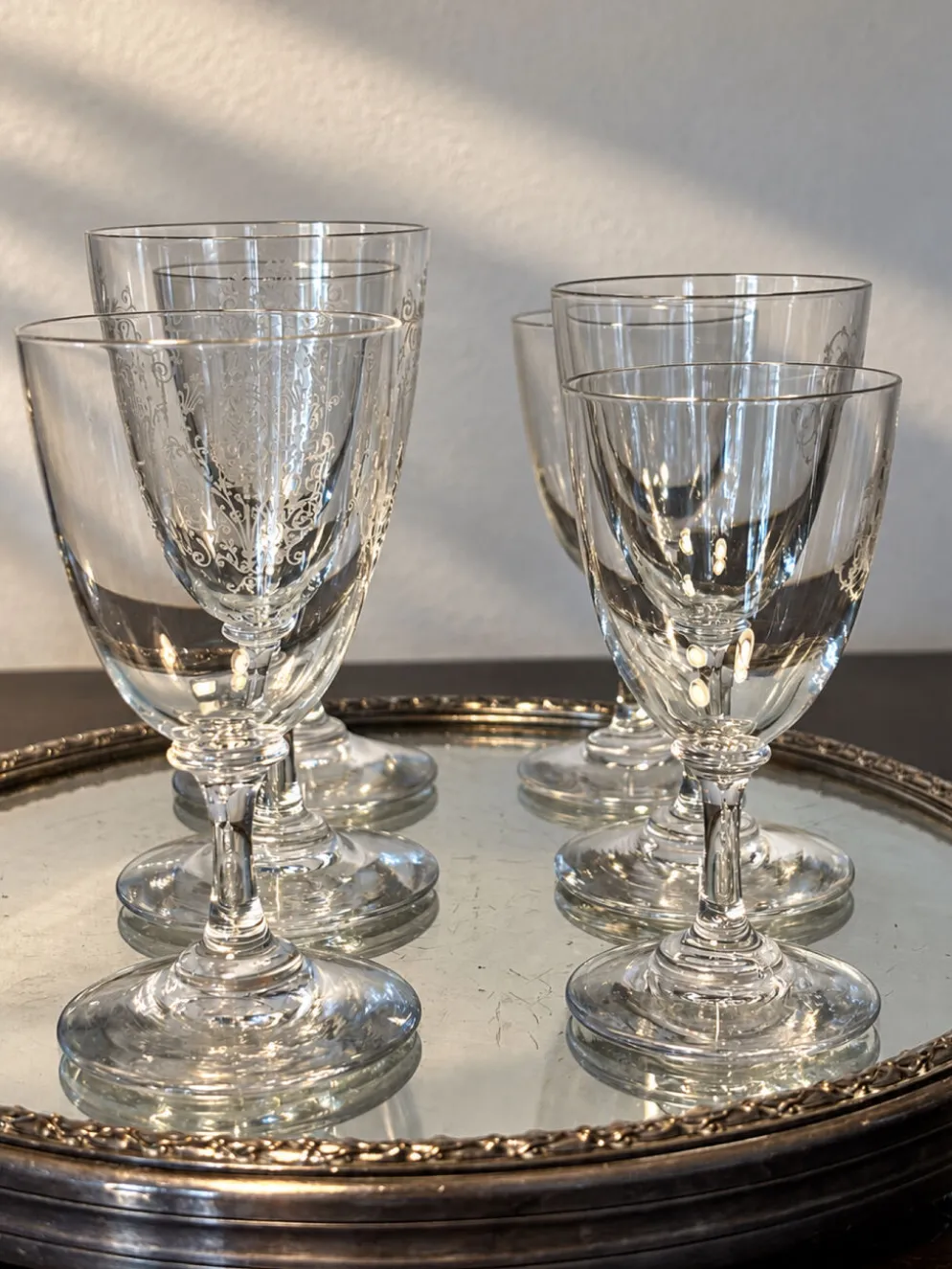 6 verres Baccarat en forme de funnel, fin 19e - début 20e siècle.