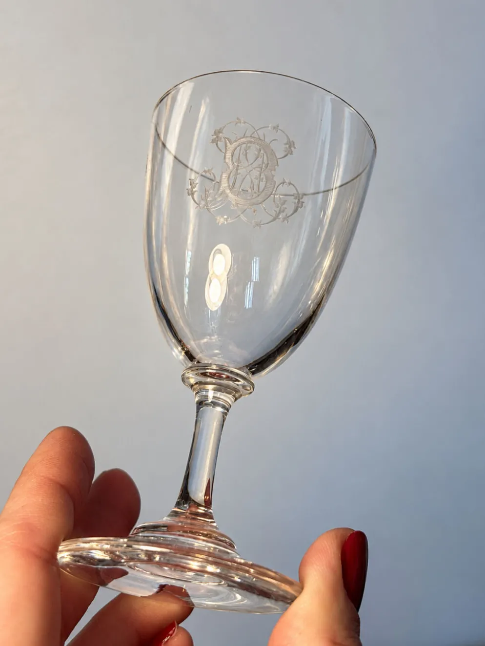 6 verres Baccarat en forme de funnel, fin 19e - début 20e siècle.