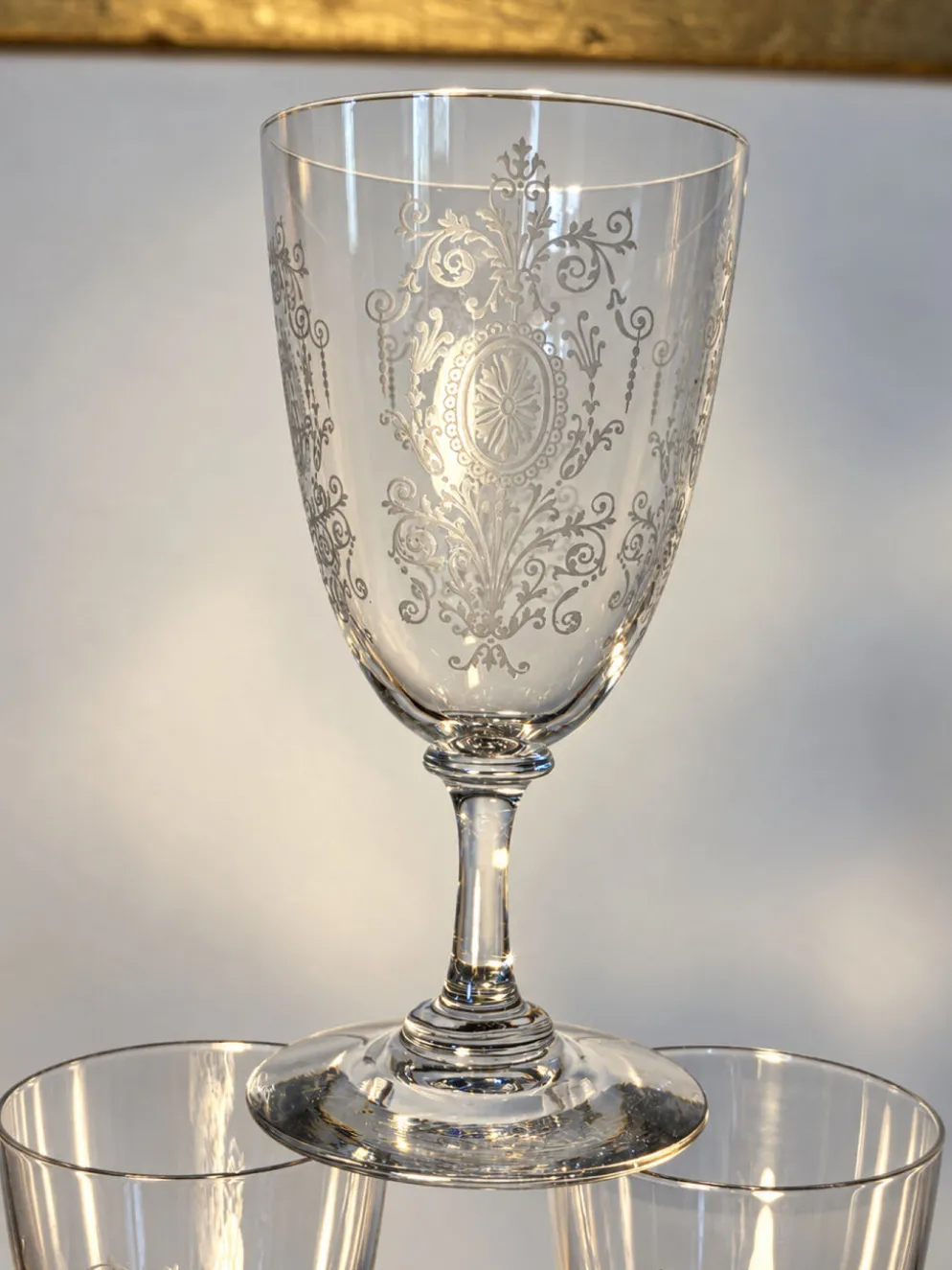 6 verres Baccarat en forme de funnel, fin 19e - début 20e siècle.