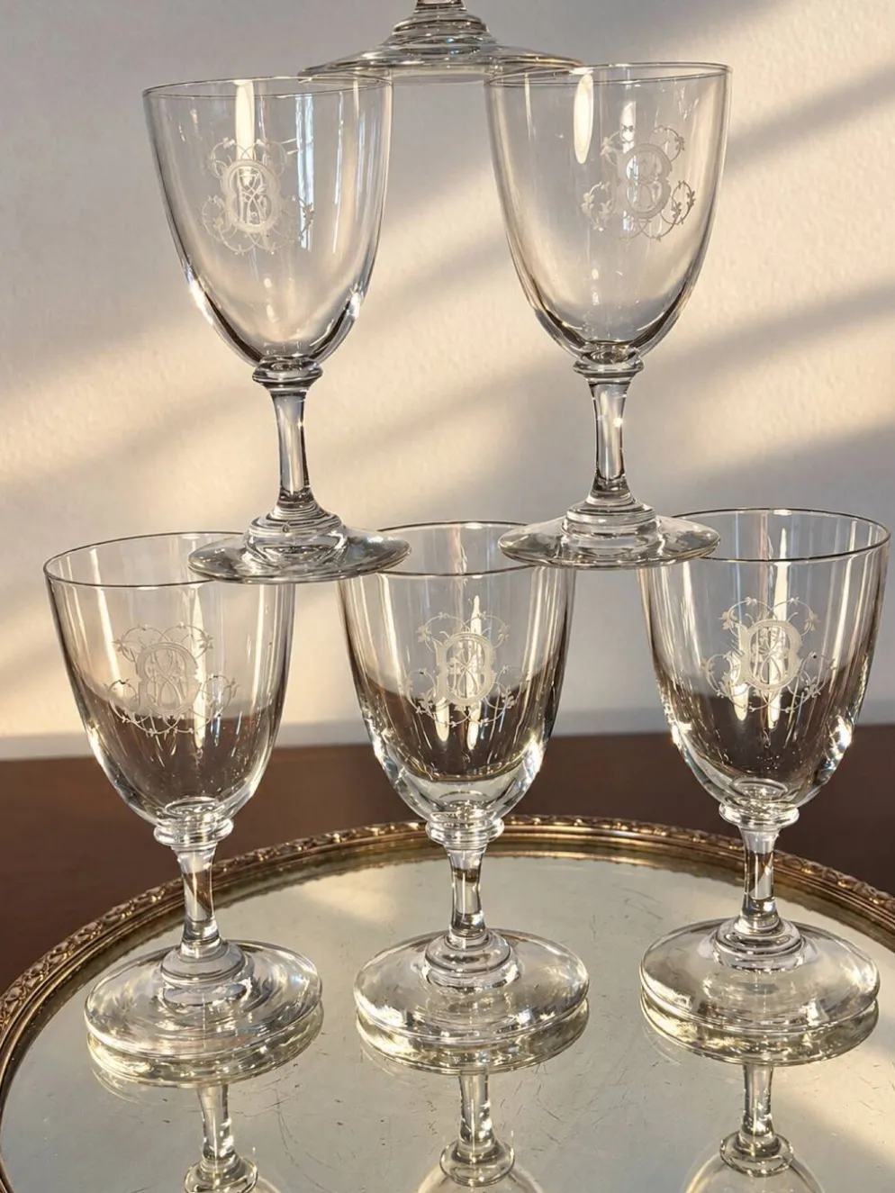 6 verres Baccarat en forme de funnel, fin 19e - début 20e siècle.
