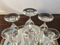 6 verres Baccarat en forme de funnel, fin 19e - début 20e siècle.