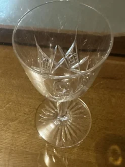 12 Verres Cristal Baccarat estampillé modèle Epron H 12,2 cm