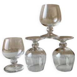 4 verres à digestif en cristal Daum France – modèle Orval