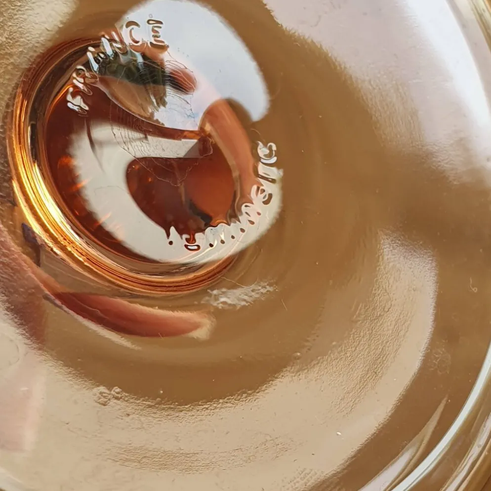 4 Verres à Eau ou Vin / verre à pied Rose