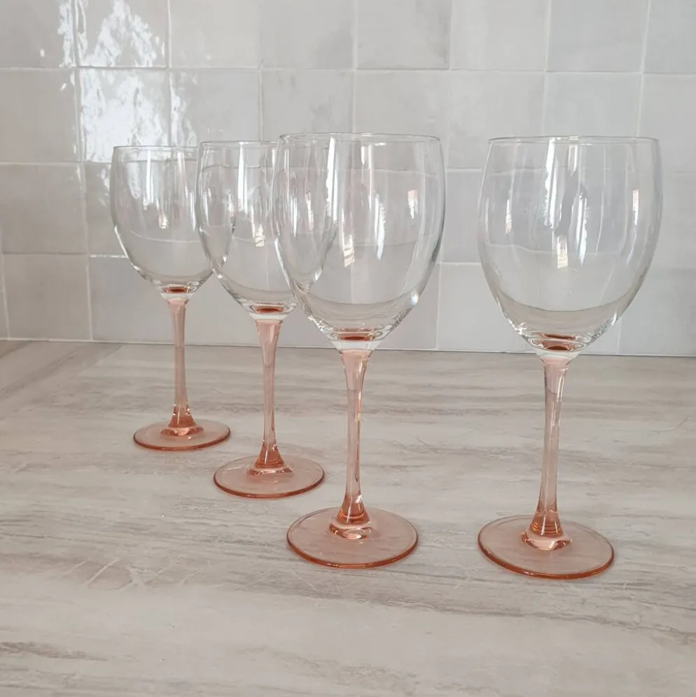4 Verres à Eau ou Vin / verre à pied Rose