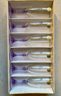 18 verres en cristal série Lilas vintage