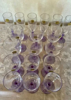 18 verres en cristal série Lilas vintage
