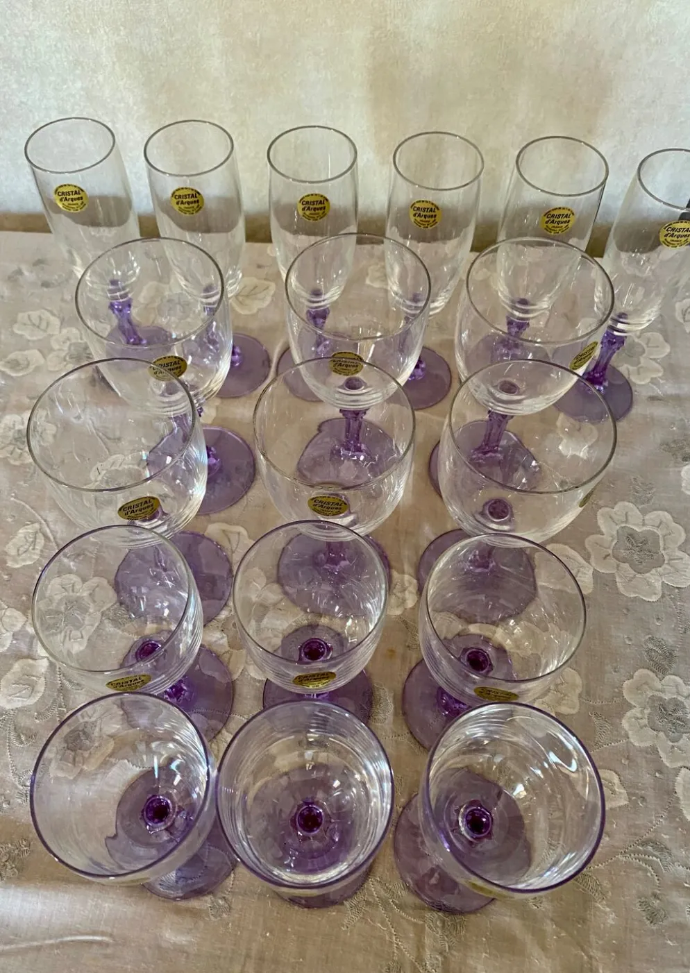 18 verres en cristal série Lilas vintage