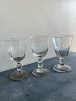 Verres à facettes anciens