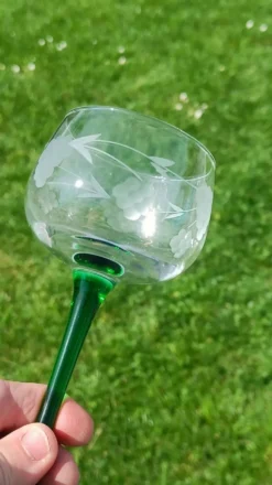 Verres gravés anciens