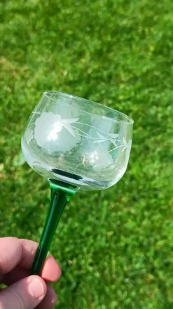 Verres gravés anciens