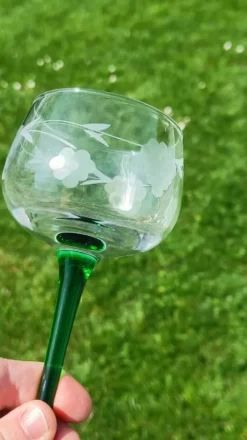 Verres gravés anciens