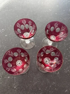 Verres à liqueur en cristal