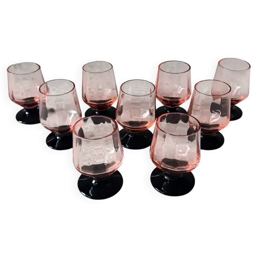 9 verres à liqueur français rose pied noir vintage france