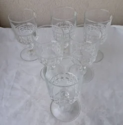 6 verres à pied