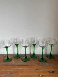 6 verres à pied