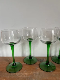 6 verres à pied